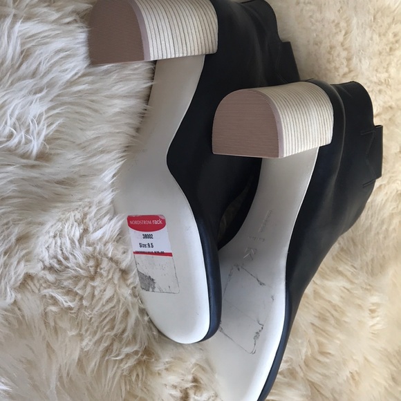 Mercedes Castillo Ankle Boots - Picture 5 of 8